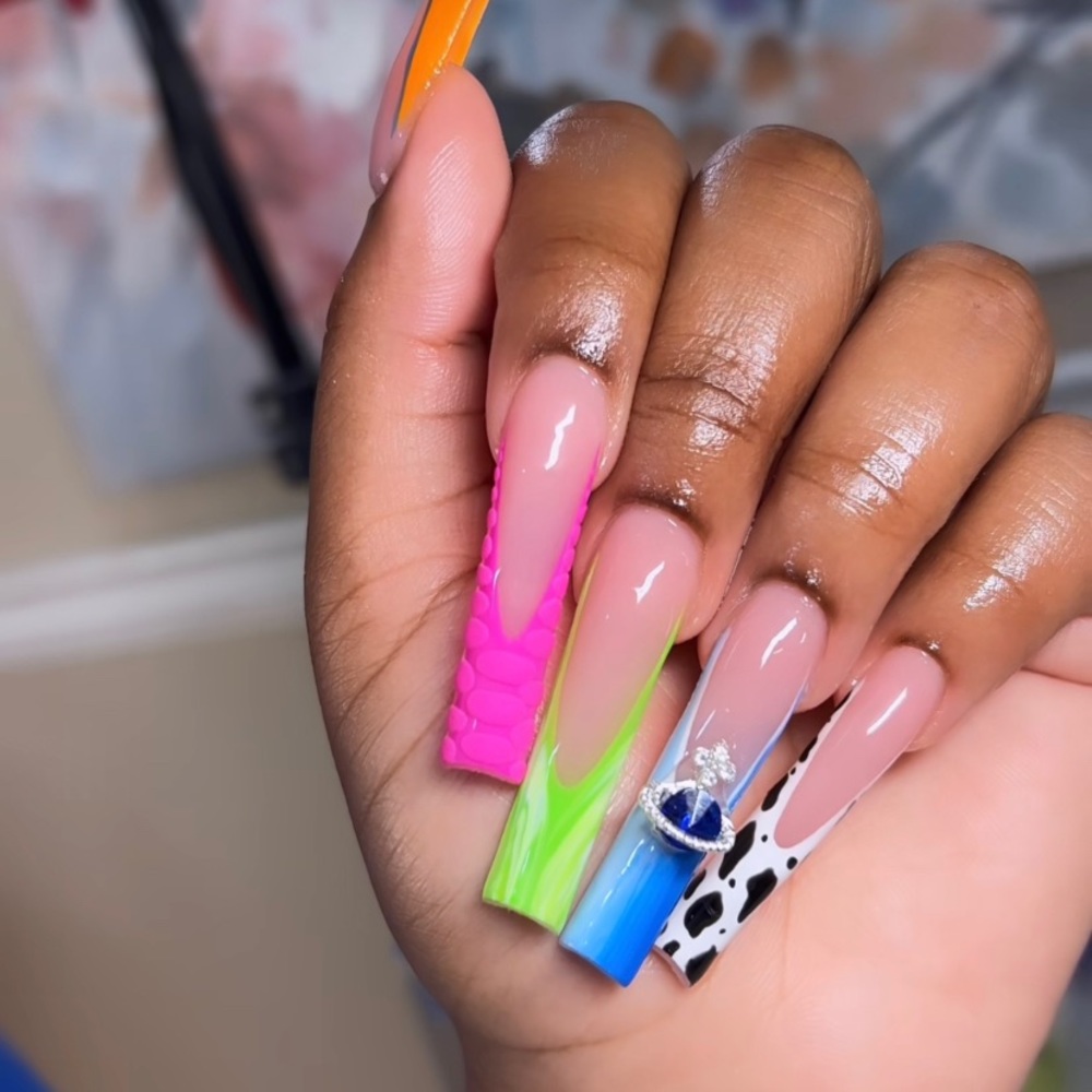 COPY - COPY - Handmade press on nails (client view)